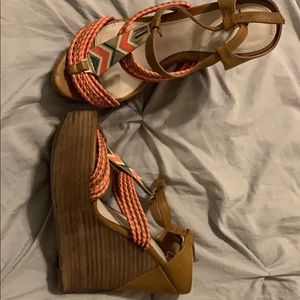 Aldo Wedges